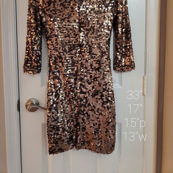 French C Sequin Crewneck Dress 4 - Picture 9 of 10